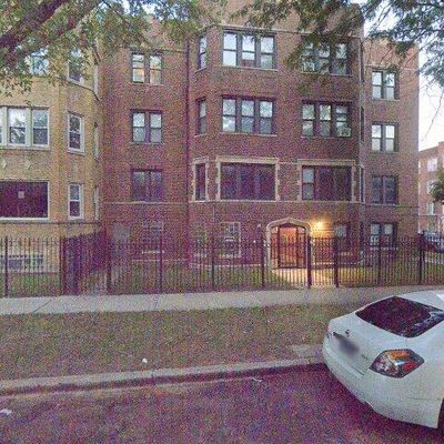 7755 S Phillips Ave, Chicago, IL 60649