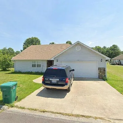 800 E Clay St, Mountain Grove, MO 65711