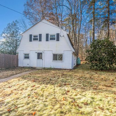 10 Old Wakefield Rd, Rochester, NH 03868