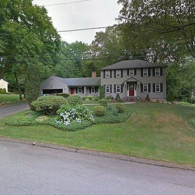 100 Winnisquam Dr, Warwick, RI 02886