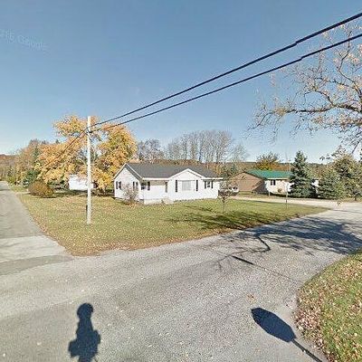 1001 Leelanau Ave, Frankfort, MI 49635