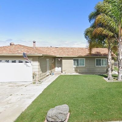 1001 Stuart St, Ripon, CA 95366