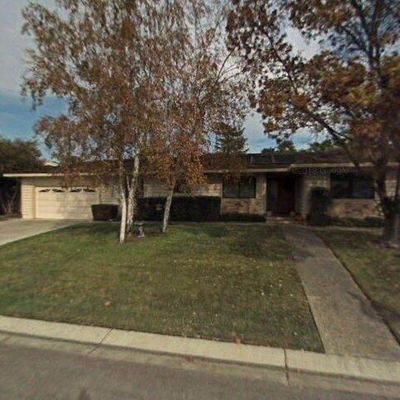 1005 S Ridgemark Dr, Hollister, CA 95023