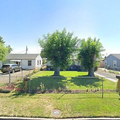 1007 S 1 St Ave, Yakima, WA 98902