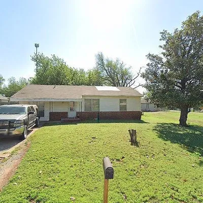 1008 N 5 Th St, Perry, OK 73077