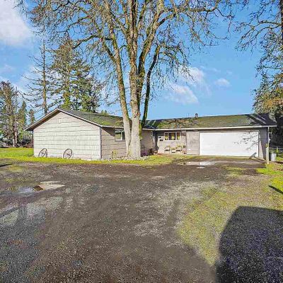 10090 Marquam Cir, Molalla, OR 97038