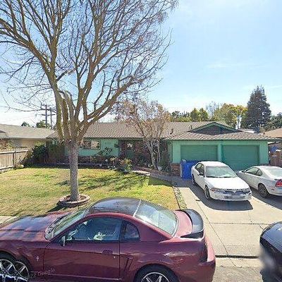 1022 E Alameda St, Manteca, CA 95336