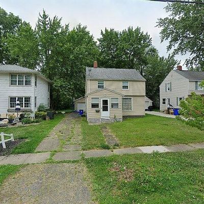 1023 W Spruce Ave, Ravenna, OH 44266