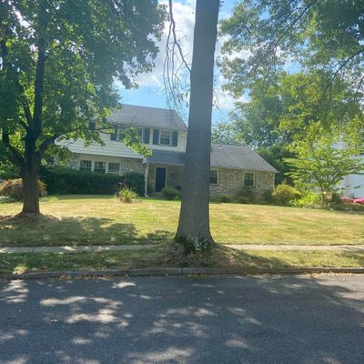 105 Gerstley Rd, Hatboro, PA 19040