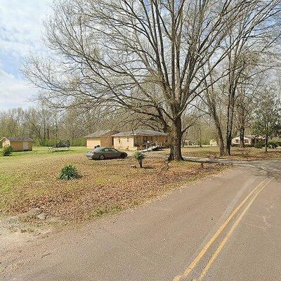 105 Valley Rd, Moscow, TN 38057