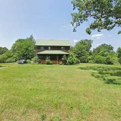 987 Community Rd, Nunnelly, TN 37137