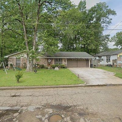 1153 Lucedale St, Jackson, MS 39209