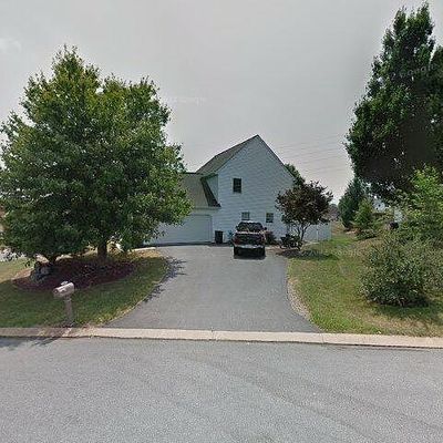 116 Pebbleside Ln, Lancaster, PA 17602