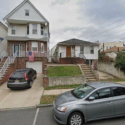 119 W 44 Th St, Bayonne, NJ 07002