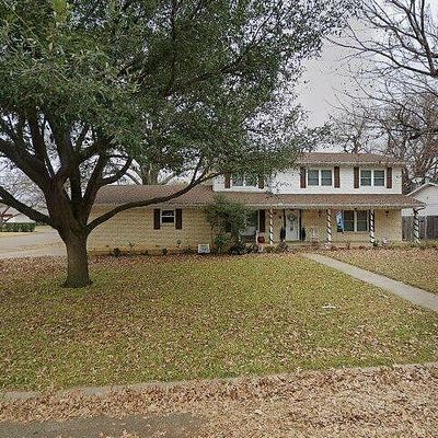 1218 Greenbriar Ln, Cleburne, TX 76033