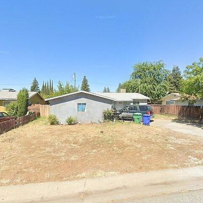 1227 Atkins Way, Porterville, CA 93257