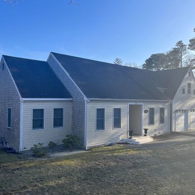 123 Donahue Rd, Brewster, MA 02631