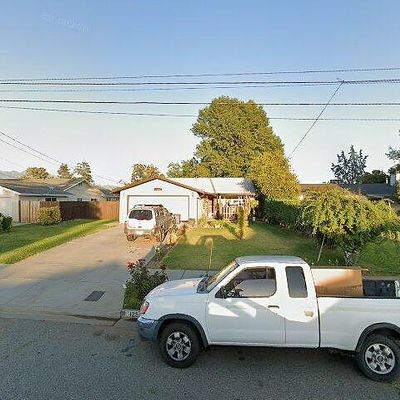 1252 Massachusetts Ave, Beaumont, CA 92223