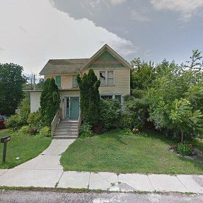 127 Van Buren St, Waterloo, WI 53594