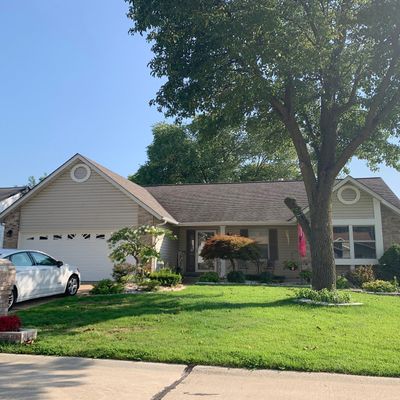 1274 Colby Dr, Saint Peters, MO 63376