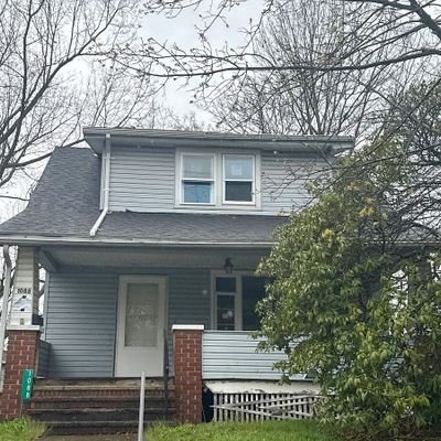 1088 Lexington Ave, Akron, OH 44310