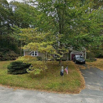 110 Goff Ter, Centerville, MA 02632