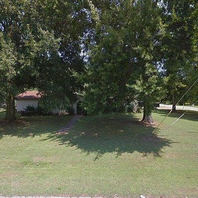 1100 Graceland Dr, Newport, AR 72112