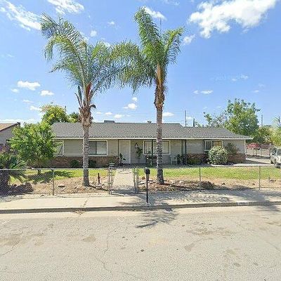 1101 W Cleveland Ave, Porterville, CA 93257