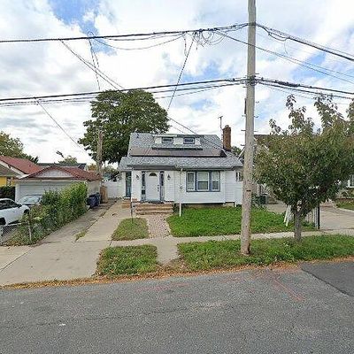 11014 194 Th St, Saint Albans, NY 11412