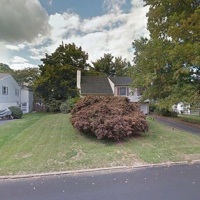 111 Cornwall Dr, Chalfont, PA 18914