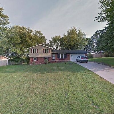 1110 E Cooper Rd, Muncie, IN 47303