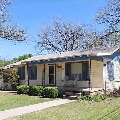 1124 Beaver St, Brownwood, TX 76801