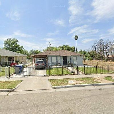 1126 E Grove Ave, Fresno, CA 93706