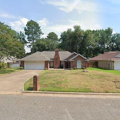 1132 Kensington Ct, Longview, TX 75605