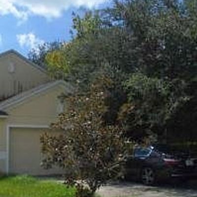 1136 Bluegrass Dr, Groveland, FL 34736