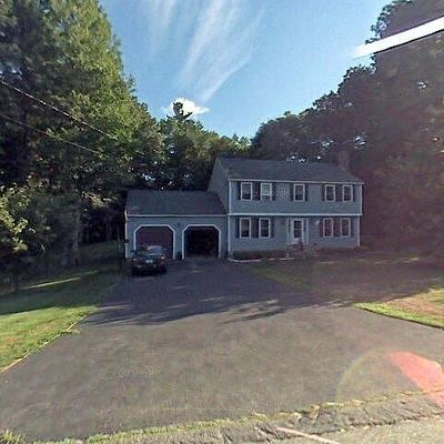 14 Berkeley St, Pelham, NH 03076