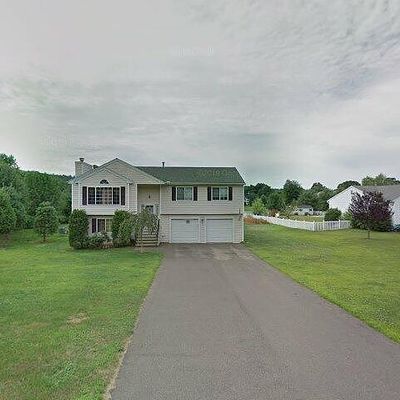 14 Cinnamon Ridge Dr, North Branford, CT 06471