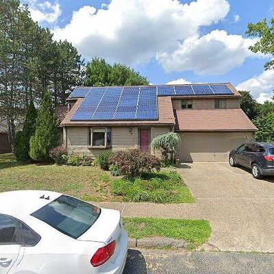 14 Winslow Rd, Needham, MA 02492