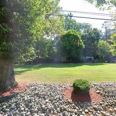 142 Farm Ln, Bound Brook, NJ 08805