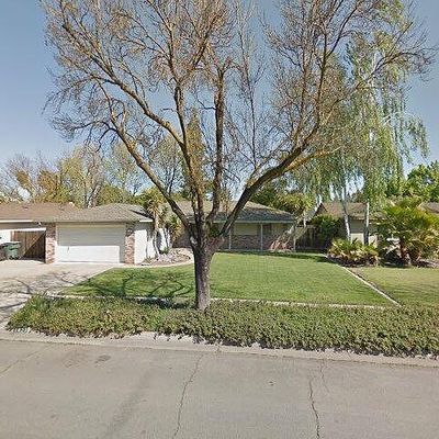 1421 Montclair Dr, Modesto, CA 95350