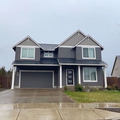 1440 Foxglove St, Woodburn, OR 97071