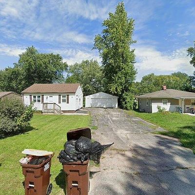 146 E Greenview Ave, Machesney Park, IL 61115