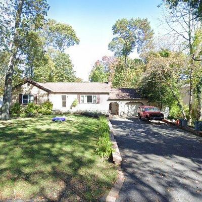 15 Pardam Knoll Rd, Miller Place, NY 11764