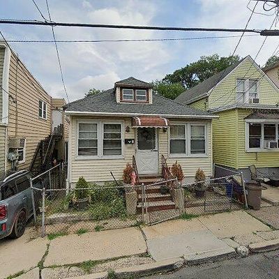 1508 38 Th St, North Bergen, NJ 07047