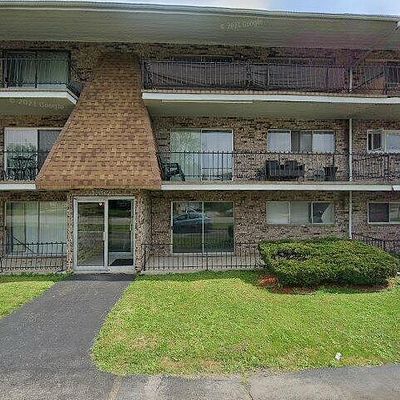 15319 Martin Luther King Jr Dr #8, Dolton, IL 60419