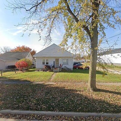 1302 3 Rd St, Henry, IL 61537