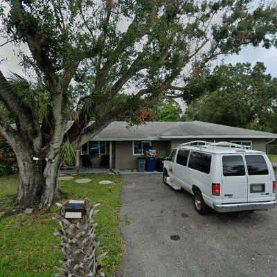 1315 34 Th Ave E, Bradenton, FL 34208