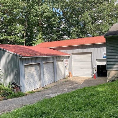 132 Engletown Rd, Honey Brook, PA 19344