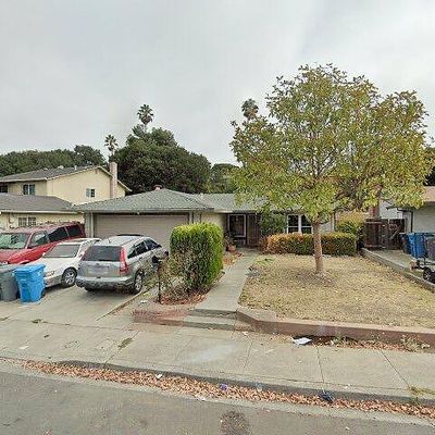 132 Peach St, Vallejo, CA 94589