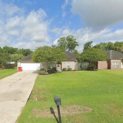 13209 Cole Dr, Gonzales, LA 70737